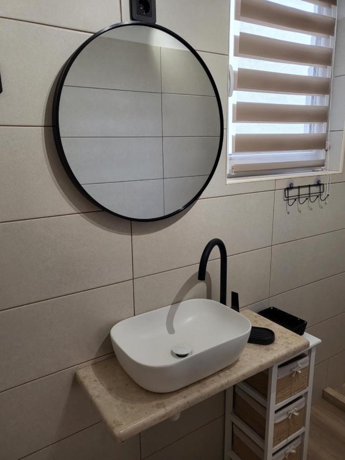 Licul Apartment روفينج المظهر الخارجي الصورة