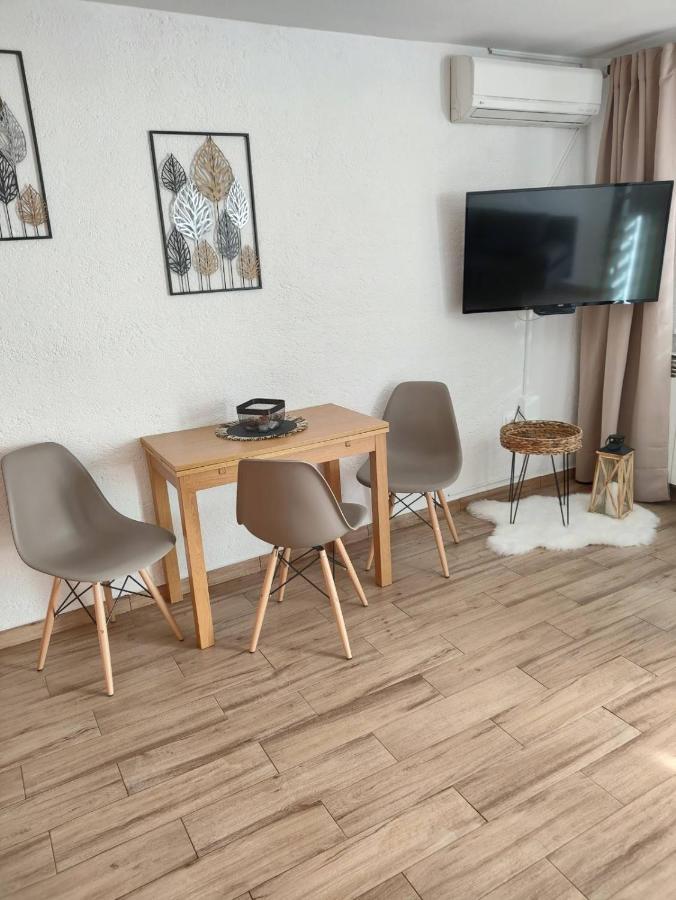 Licul Apartment روفينج المظهر الخارجي الصورة